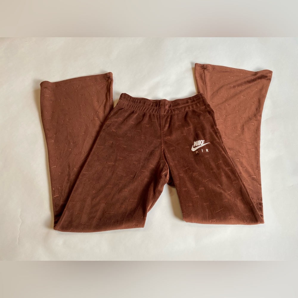 Nike, size small, women’s, brown, fuzzy, flare, yoga pants, sweat bottoms